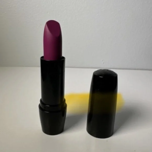 Lancome Matte Lipstick - Picture 3 of 3